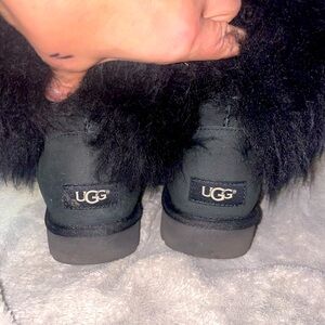 Short sheepskin’s cuff boot UGG